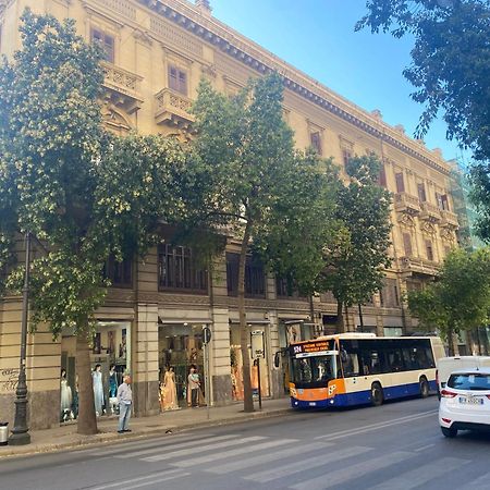 Suiteinpalermo - Case Vacanze Nel Centro Storico Kültér fotó